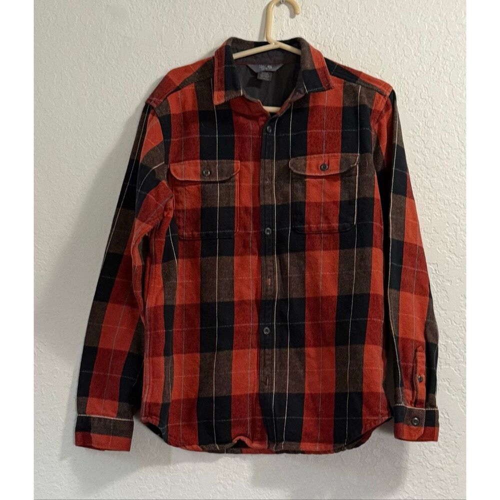 Mountain Hardwear Men's M Thick Fabric Button Up Shirt Plaid shacket